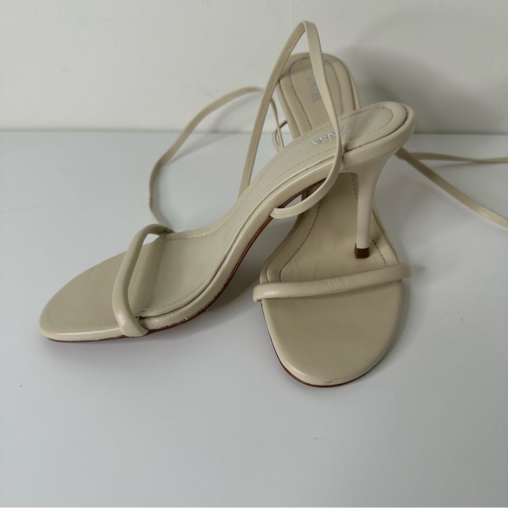 Zara cream sandals women’s size 37
